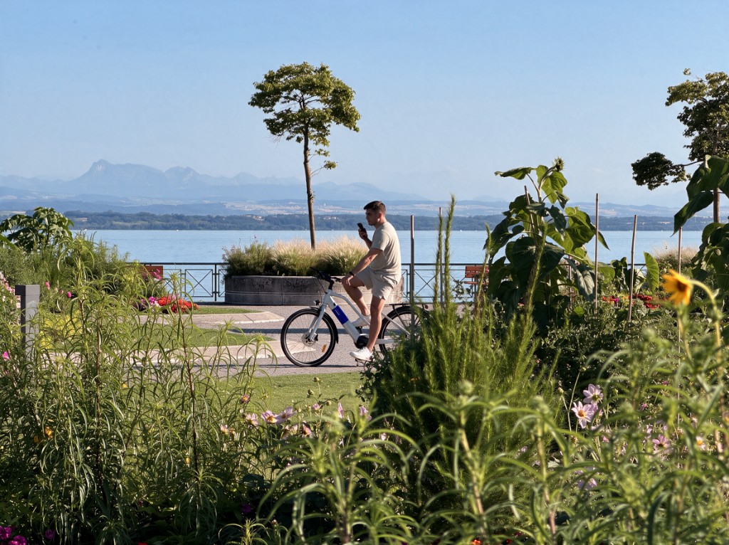 Pneus anti-crevaison pour des trajets au bord du lac, l’esprit tranquille.